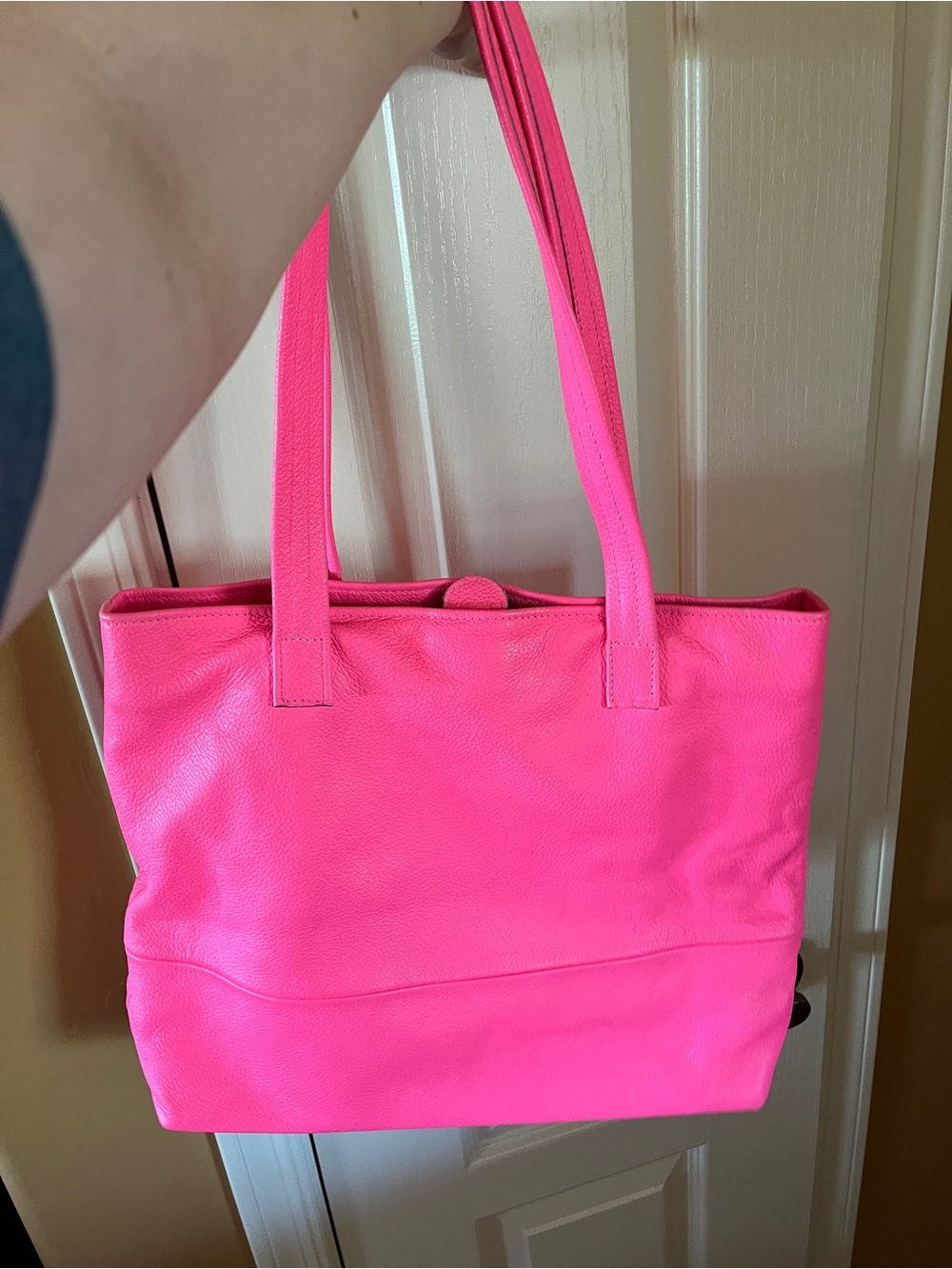 EUC: Freshly Picked, Vibrant Pink leather tote bag - no longer made - Picture 6 of 8